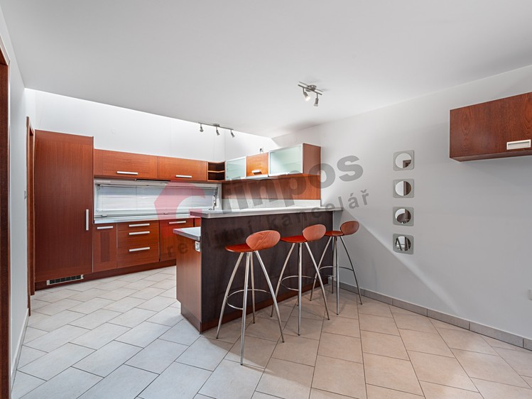 Pronájem domu, 105 m² (1 z 17)
