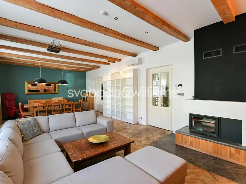 Pronájem rodinného domu 360 m², pozemek 583 m², Praha – náhled fotky 3