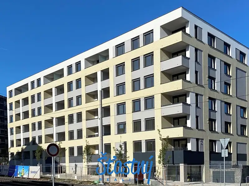 Prodej bytu 2+kk 50 m², Praha – náhled fotky 1
