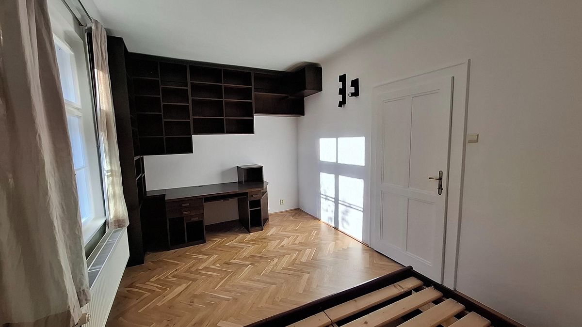 Pronájem bytu 2+kk 54 m² – fotografie 4