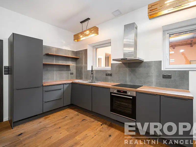 Prodej bytu 3+kk 80 m², Vrchlabí – náhled fotky 1