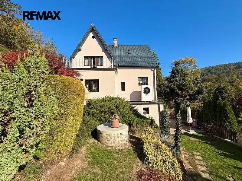 Prodej rodinného domu 164 m², pozemek 1369 m², Stříbrná Skalice – náhled fotky 1
