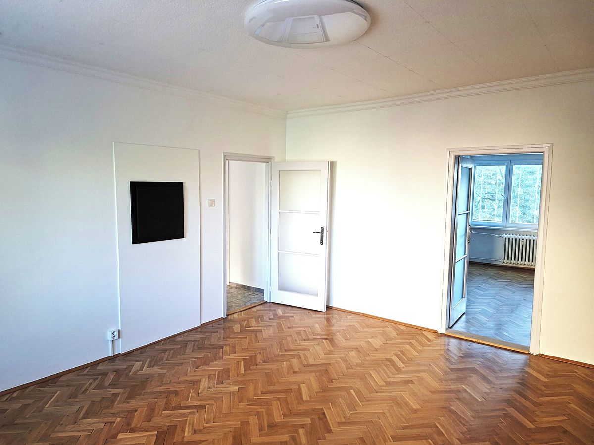 Pronájem bytu 3+1 76 m² – fotografie 4