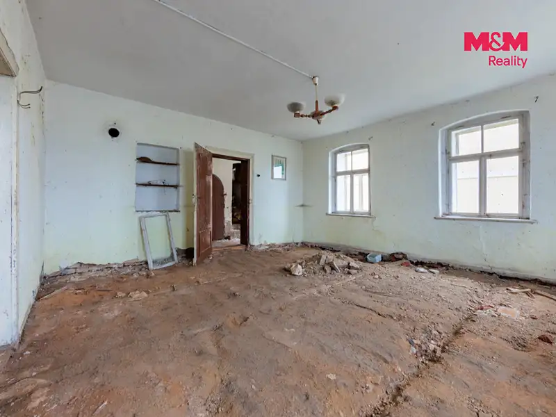 Prodej rodinného domu 217 m², pozemek 522 m², Útvina – náhled fotky 3