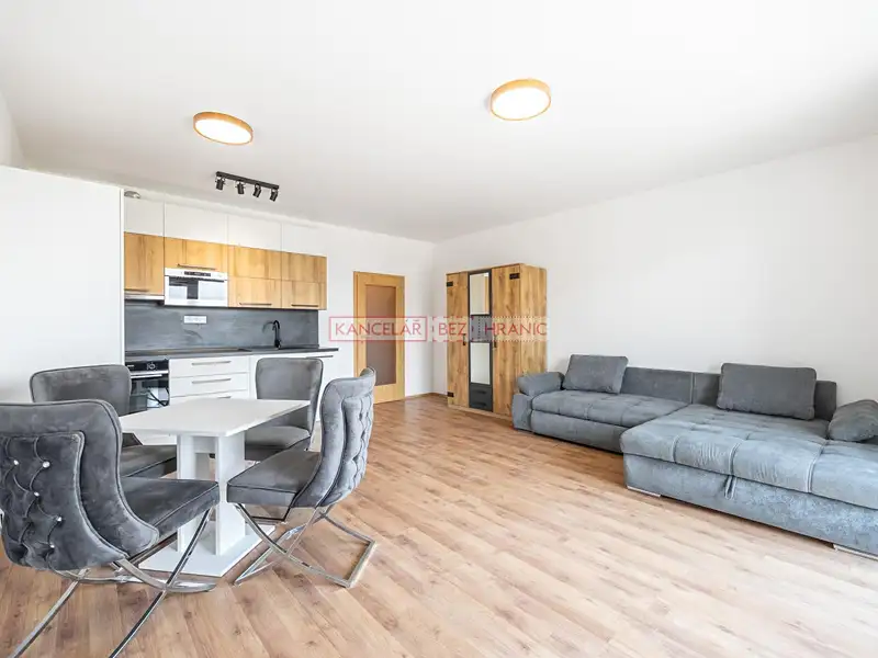 Pronájem bytu 1+kk 45 m², Brandýs nad Labem-Stará Boleslav – náhled fotky 1