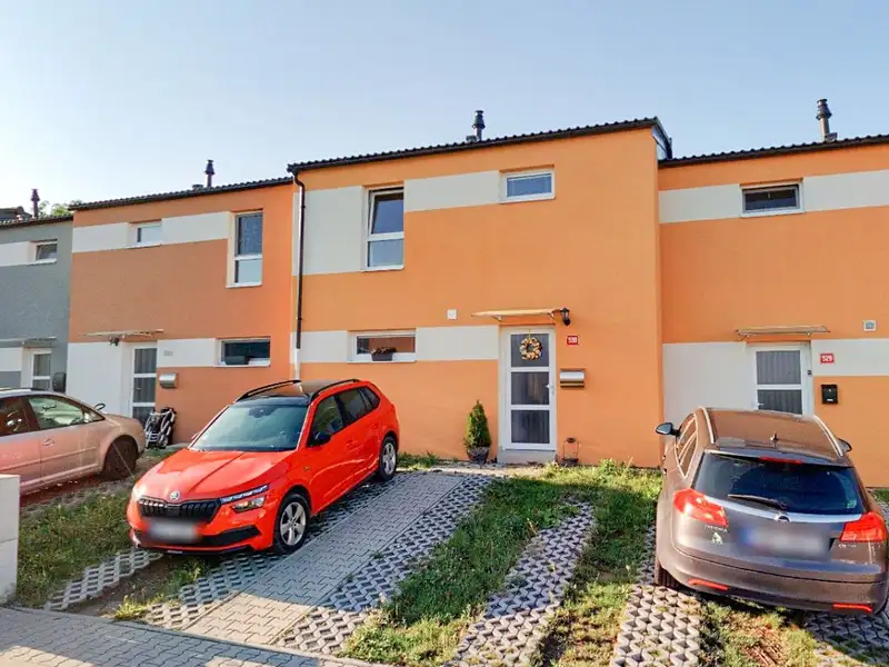 Pronájem rodinného domu 80 m², pozemek 60 m², Hostouň – náhled fotky 1