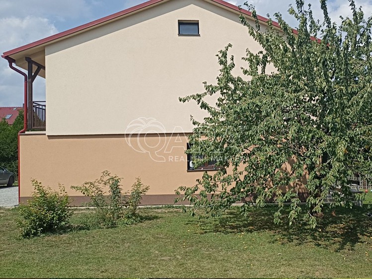 Pronájem bytu 4+1, 90 m² (23 z 28)