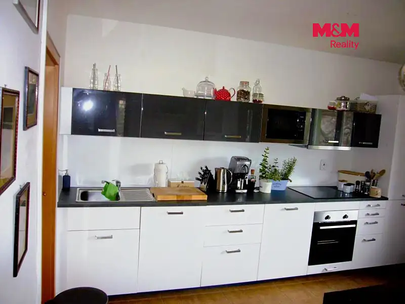 Pronájem bytu 4+1 155 m², Praha – náhled fotky 3