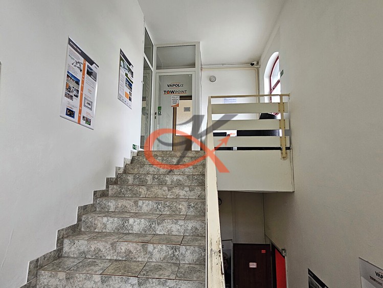 Комерційне приміщення в оренду, 200 м² (26 з 26)