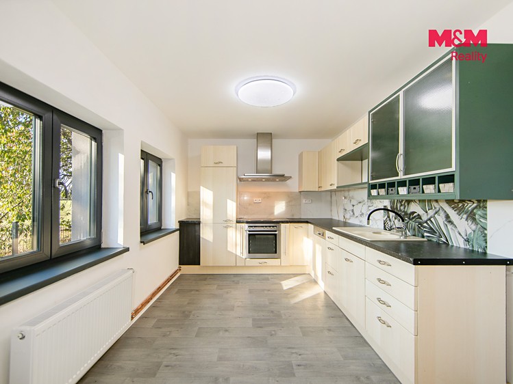 Prodej domu, 100 m² (2 z 24)