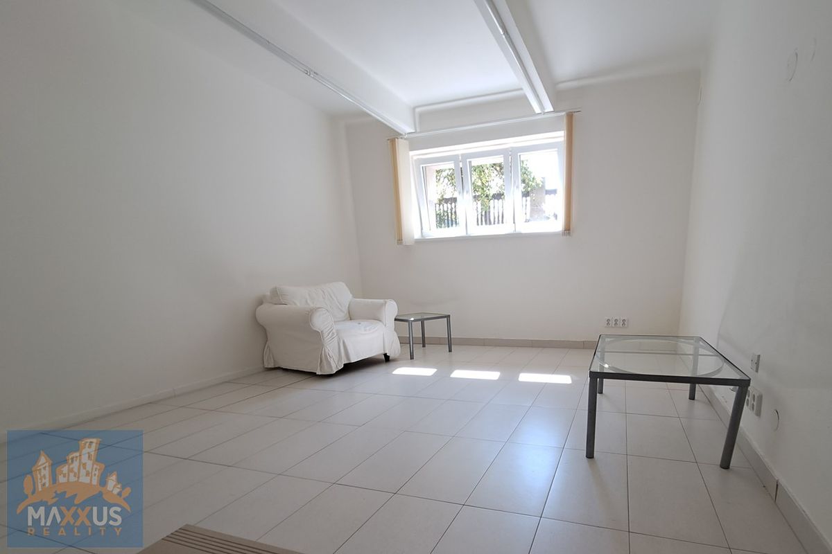 Pronájem bytu 2+1 88 m², Praha – fotka 1 z 3