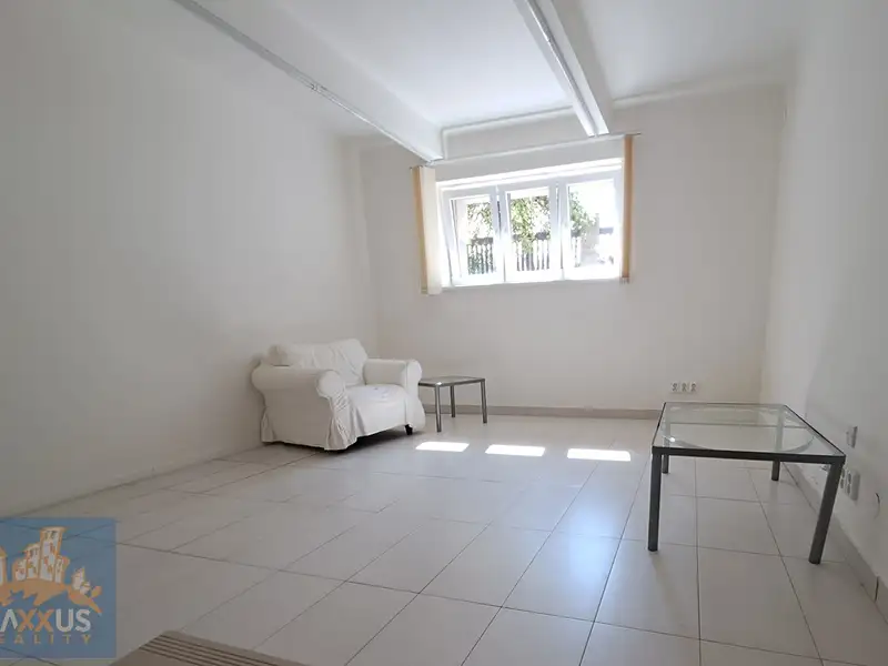 Pronájem bytu 2+1 88 m², Praha – náhled fotky 1