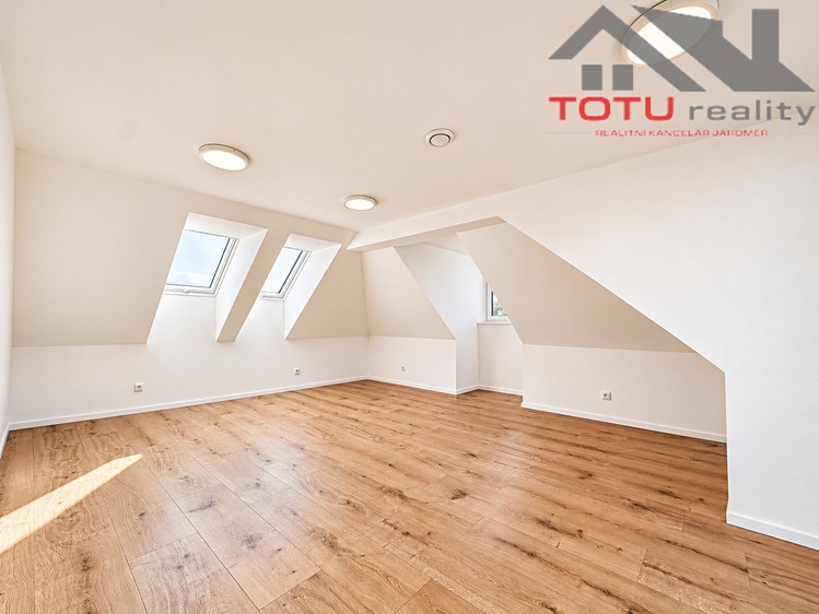 Квартира 1+kk в оренду, 45 м² (6 з 16)