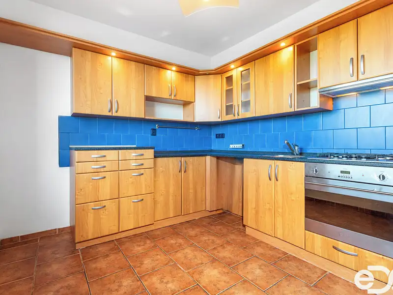 Prodej bytu 3+1 70 m², Pardubice – náhled fotky 2