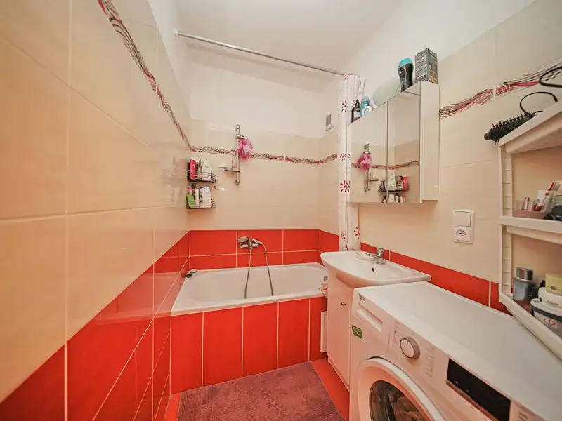 Prodej bytu 2+kk 42 m², Praha – náhled fotky 3