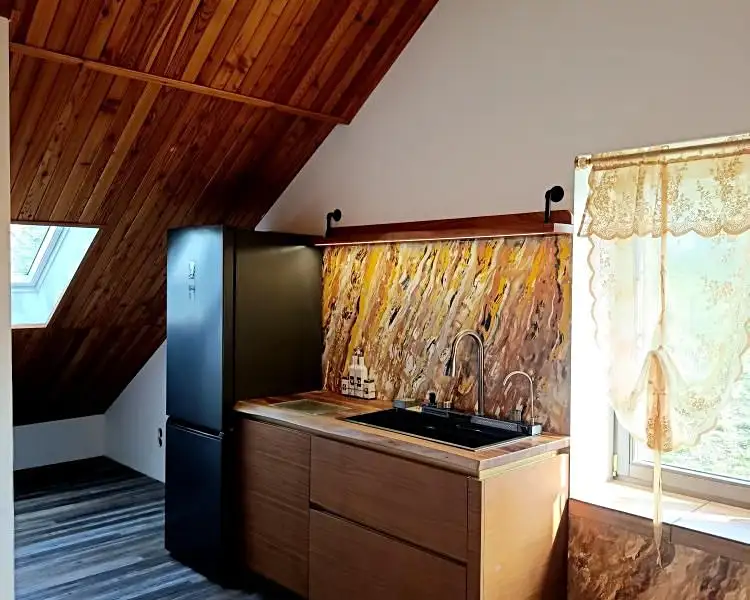 Pronájem bytu 3+1 100 m², Roštín – náhled fotky 2