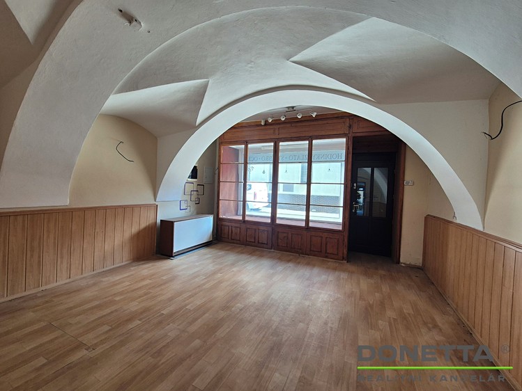 Haus zum Kauf, 600 m² (8 von 28)