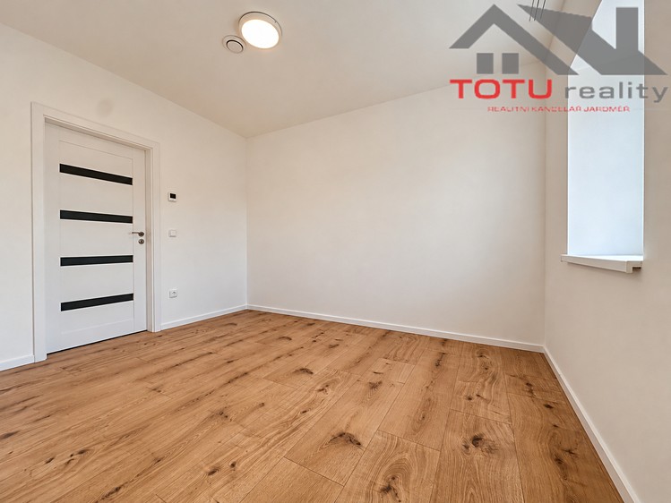 Pronájem bytu 2+kk, 38 m² (9 z 14)