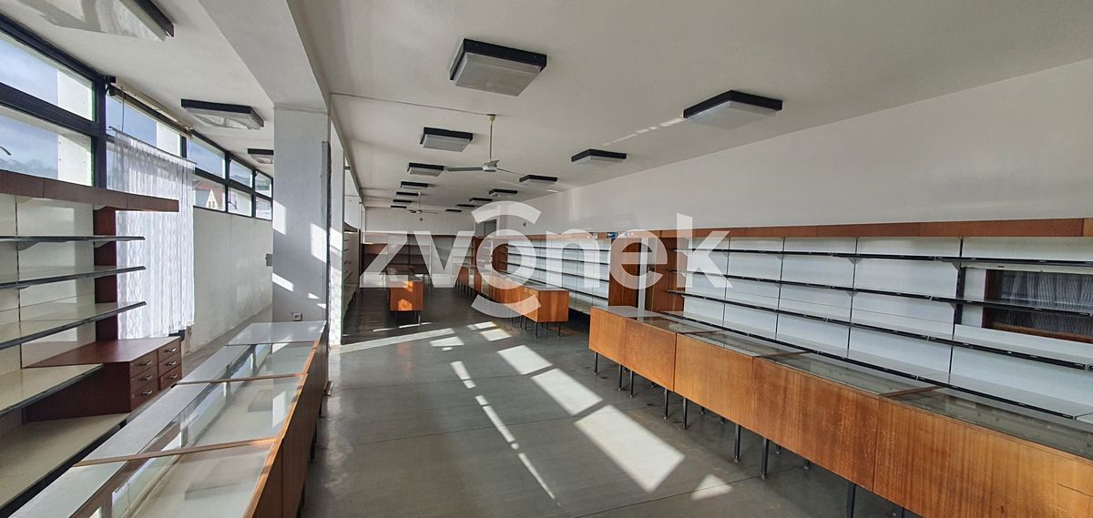Pronájem obchodního prostoru 320 m², Polešovice – fotka 1 z 3