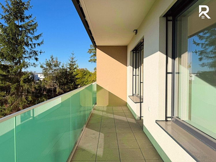 Pronájem bytu 2+kk, 59 m² (2 z 17)