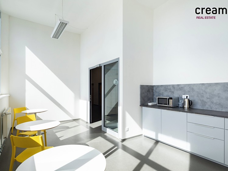 Комерційне приміщення в оренду, 92 м² (10 з 12)