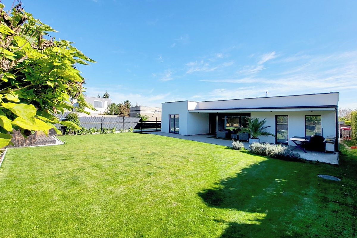 Pronájem rodinného domu 158 m², pozemek 538 m², Modřice – fotka 1 z 3