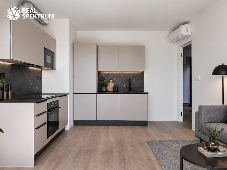 Pronájem bytu 3+kk, 61 m² (1 z 28)