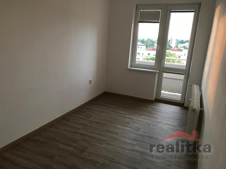 Pronájem bytu 3+1, 58 m² (9 z 15)