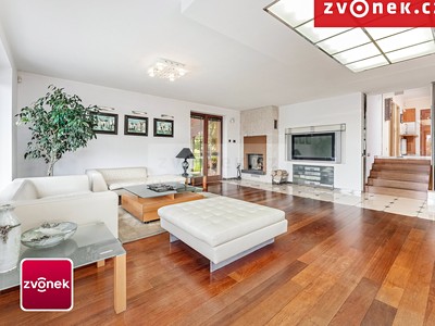 Будинок на продаж, 540 м² (2 з 33)