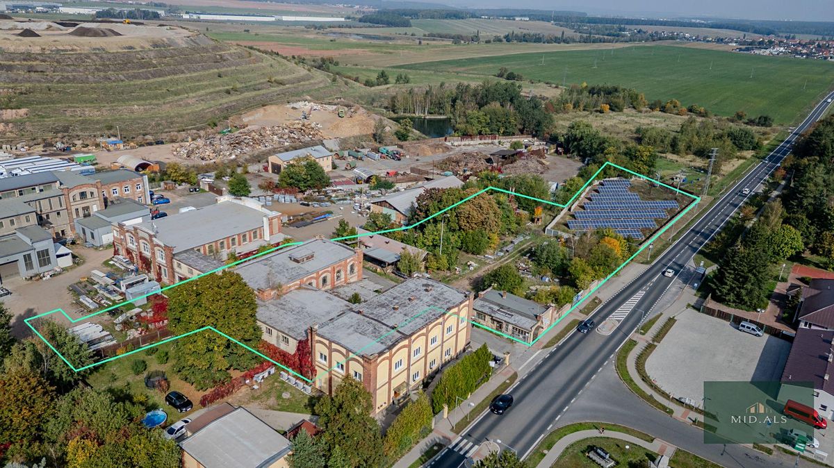 Prodej výrobní haly, prostoru 8824 m², Zbůch – fotka 1 z 3