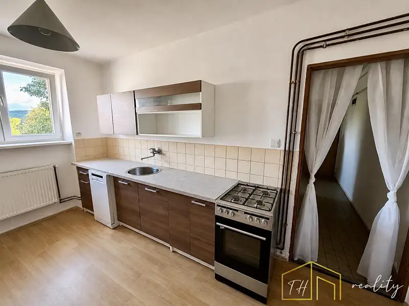 Prodej bytu 3+1 80 m², Lovosice – náhled fotky 2