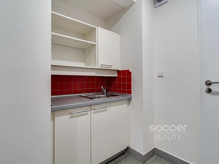 Комерційне приміщення в оренду, 58 м² (13 з 23)