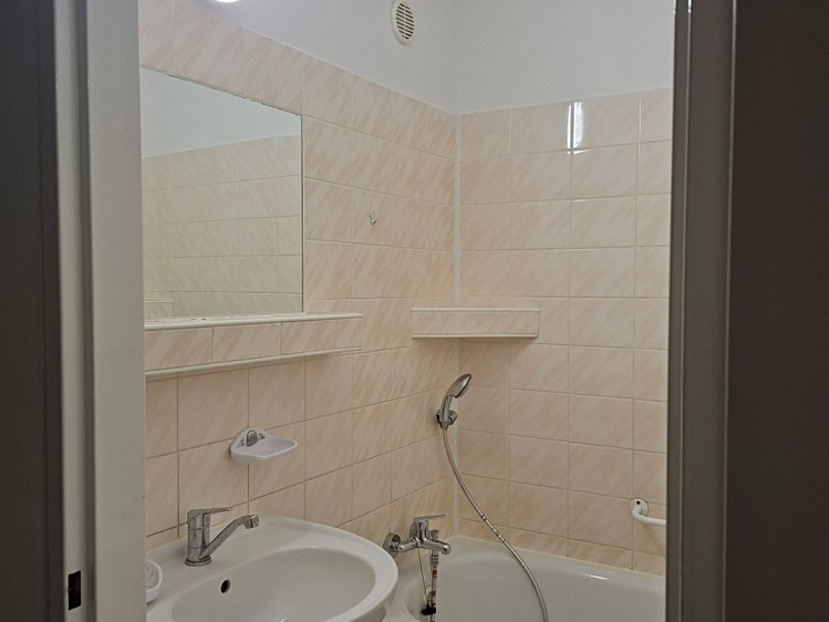 Квартира 3+kk в оренду, 70 м² (3 з 10)