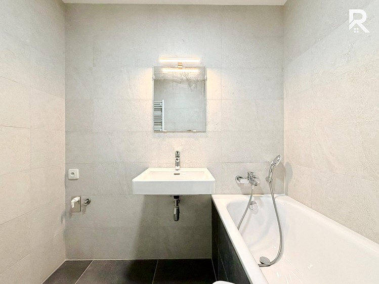 Pronájem bytu 2+kk, 59 m² (11 z 17)