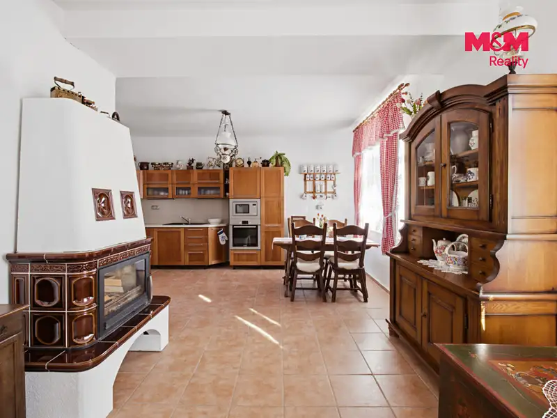 Prodej rodinného domu 80 m², pozemek 1865 m², Slavětín – náhled fotky 2