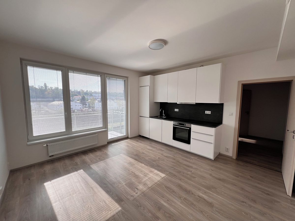 Prodej bytu 2+kk 43 m², Praha – fotka 1 z 3