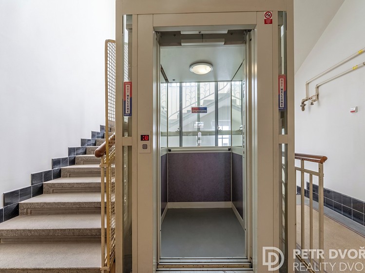 Квартира 3+kk на продаж, 74 м² (21 з 23)