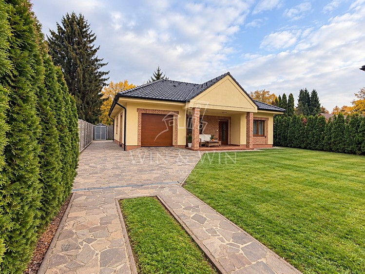 Prodej domu, 167 m² (2 z 31)