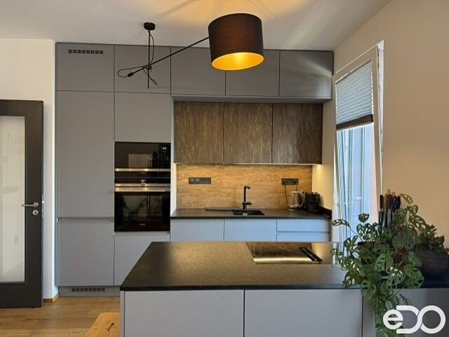 Квартира 3+kk в оренду, 81 м² (3 з 26)