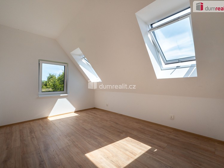 Prodej domu, 187 m² (22 z 30)