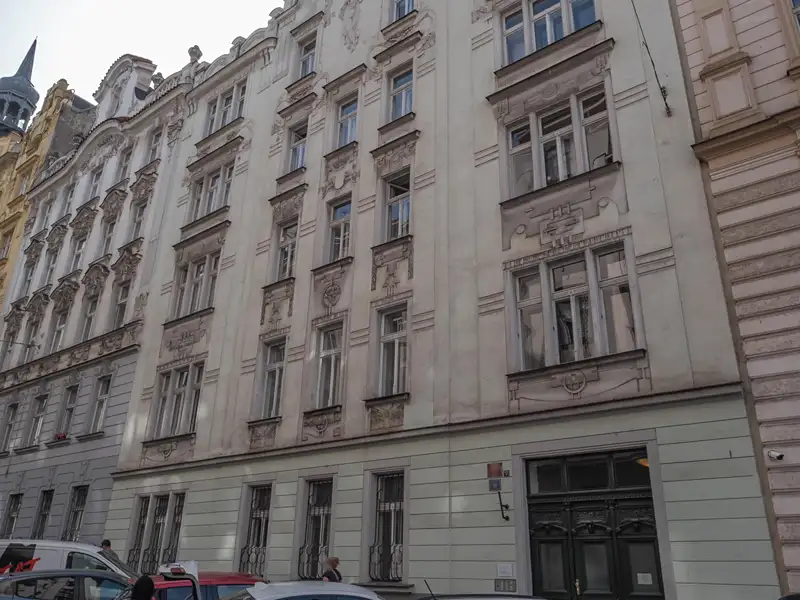 Pronájem bytu 4+1 100 m², Praha – náhled fotky 1