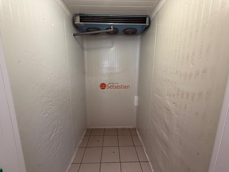 Pronájem komerčního prostoru, 38 m² (6 z 7)