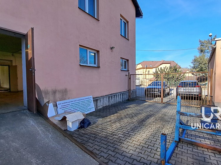 Prodej komerčního prostoru, 834 m² (14 z 35)