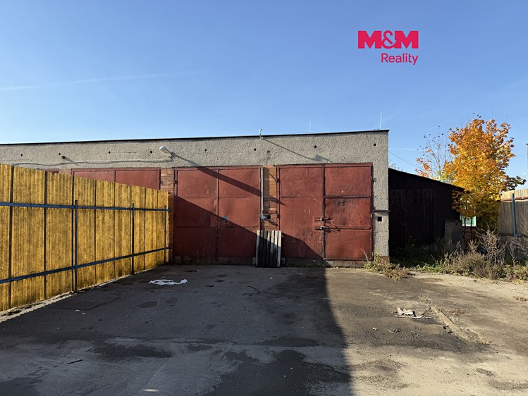 Pronájem nemovitosti, 352 m² (1 z 7)