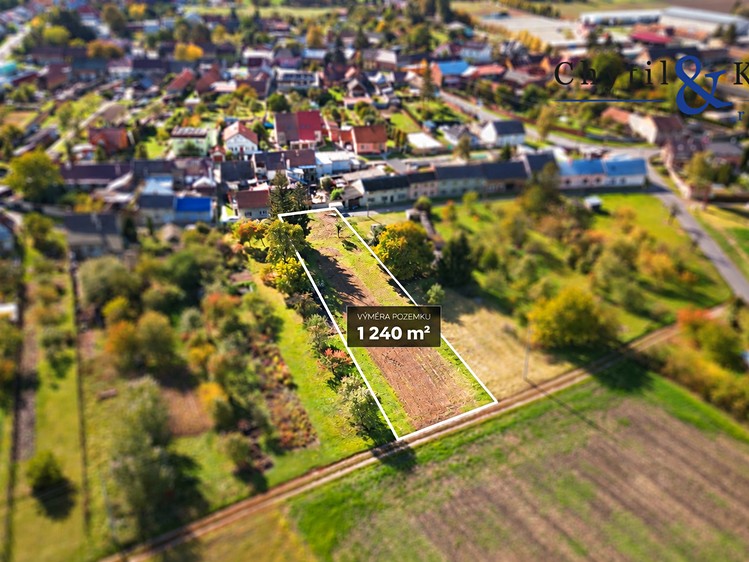Grundstück zum Kauf, 1.240 m² (2 von 15)