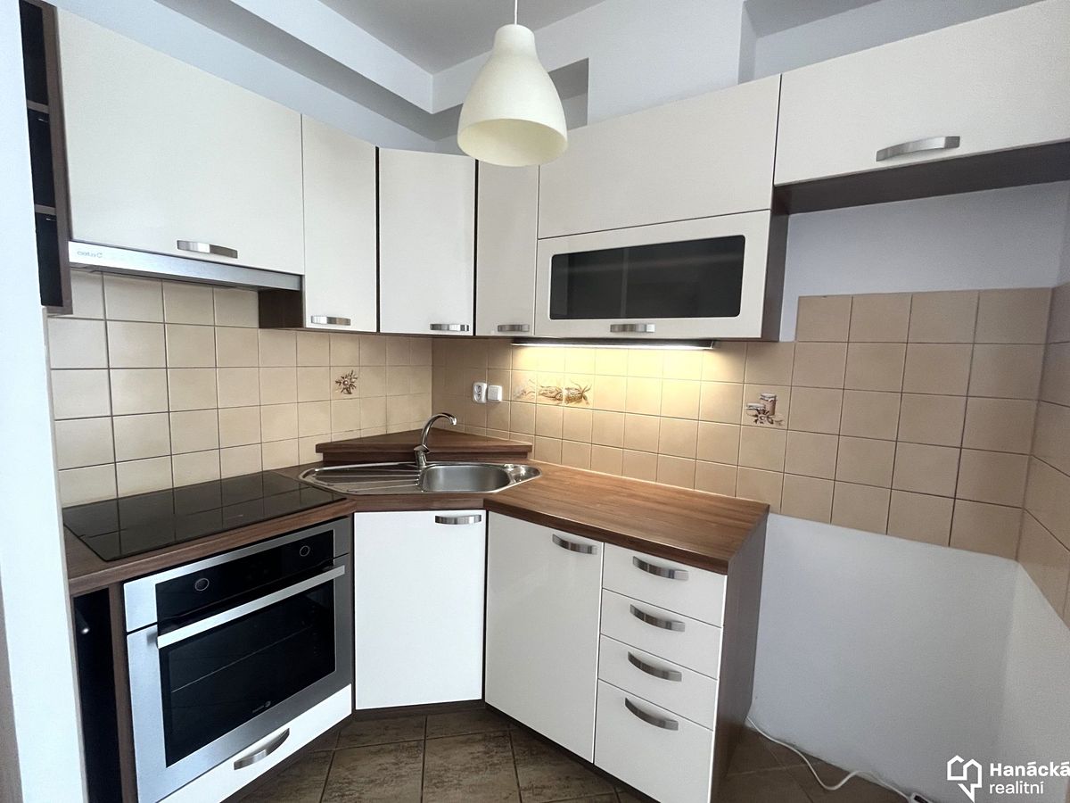 Pronájem bytu 2+kk 49 m²