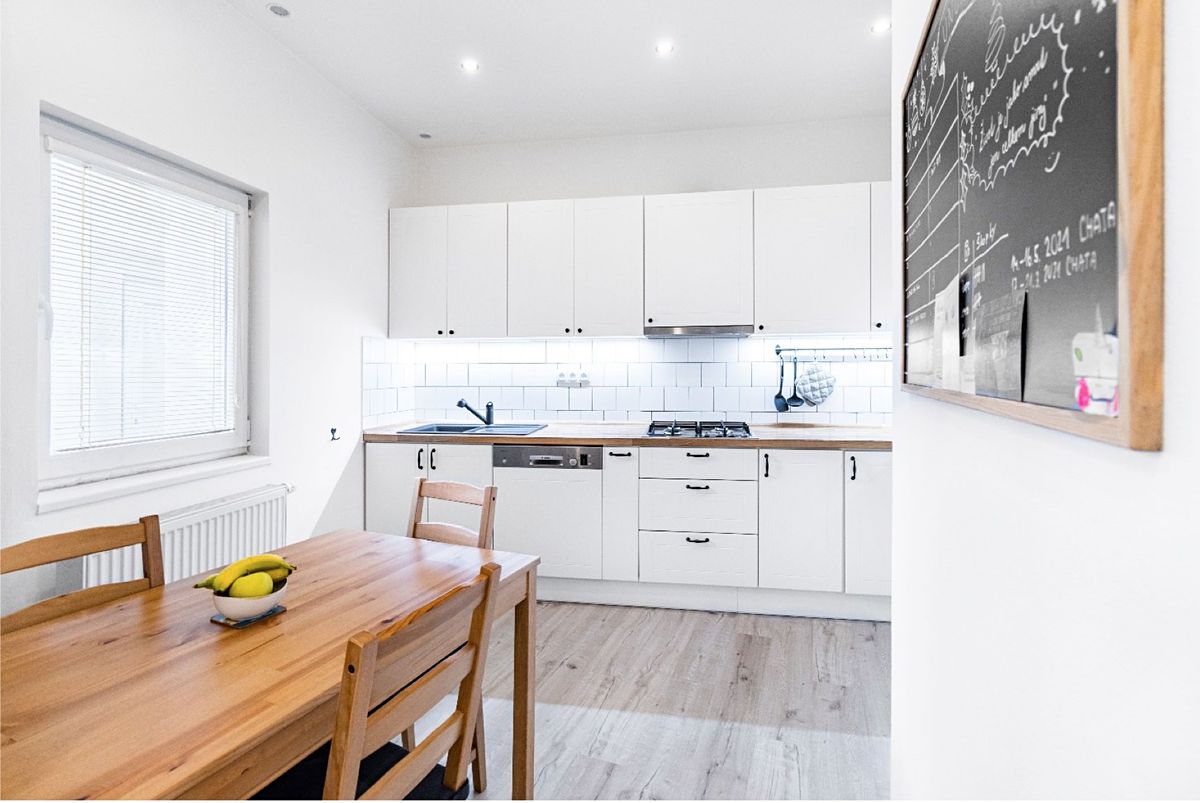 Pronájem bytu 2+1 60 m² – fotografie 4