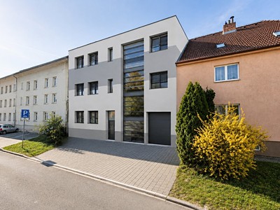 Квартира 4+kk на продаж, 92 м² (2 з 7)