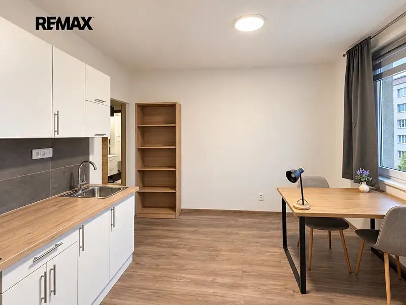 Pronájem bytu 1+1 36 m², Žatec – náhled fotky 2