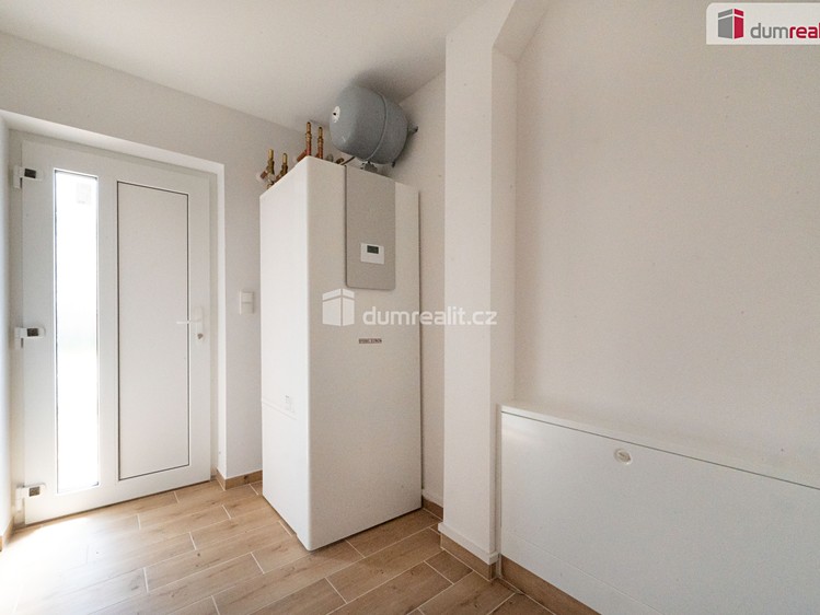 Prodej domu, 187 m² (25 z 30)